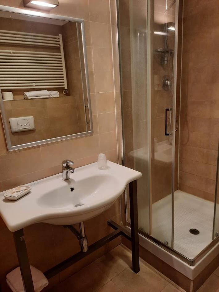 Hotel Verdina Вольпьяно Экстерьер фото